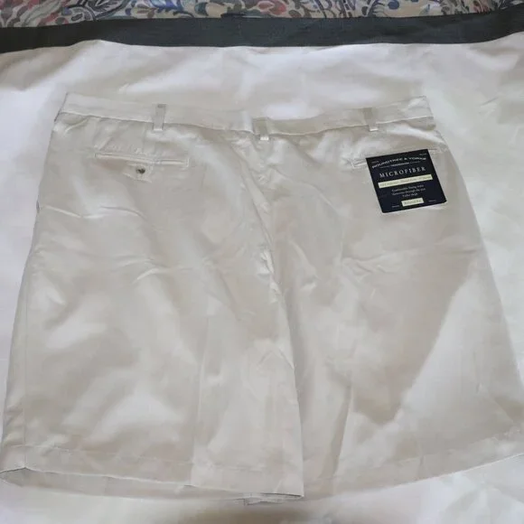 Men's Shorts 48 9" inseam Pleated Front Roundtree & Yorke Comfortable 3 Pairs - Picture 8 of 10